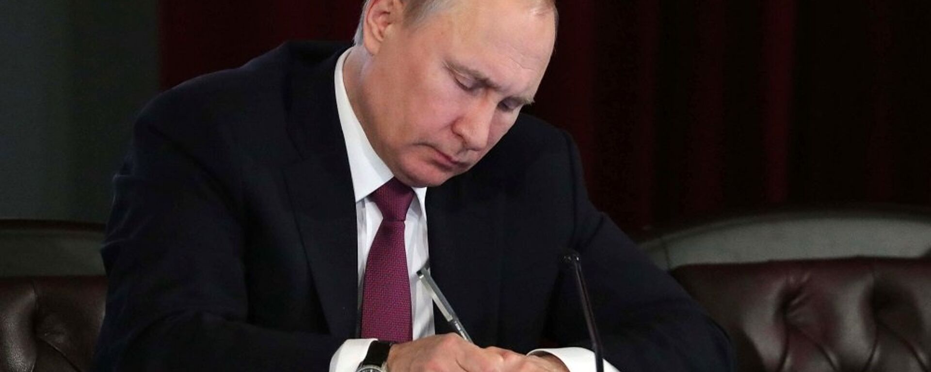 普京签署俄联邦现任总统可再连任两届的法律 - 俄罗斯卫星通讯社, 1920, 05.04.2021