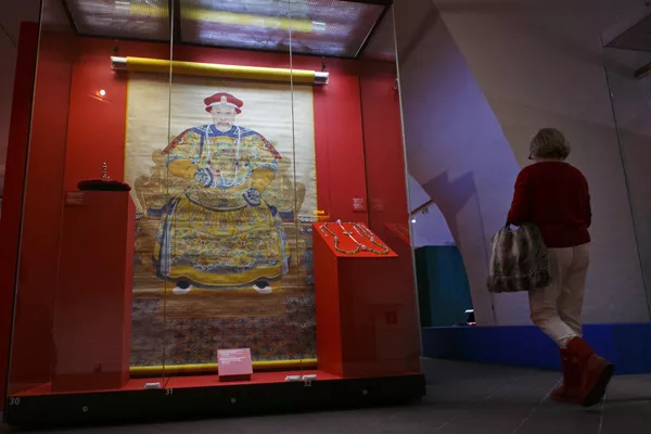 清乾隆年間(1736-1796)身著禮袍的乾隆皇帝肖像 清乾隆年間(1736-1796)身著禮袍的乾隆皇帝肖像 - 俄羅斯衛星通訊社