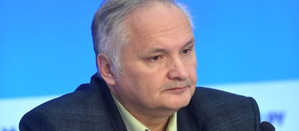 安德烈·苏兹达利采夫 - 俄罗斯卫星通讯社