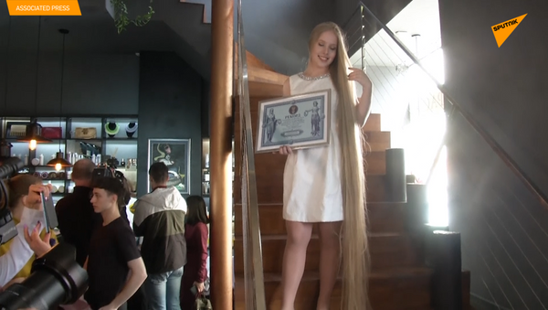 烏克蘭現實版“長髮公主” - 俄羅斯衛星通訊社