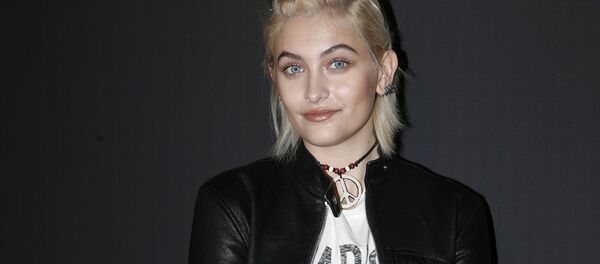 迈克尔·杰克逊之女指责媒体关于其自杀未果住院的报道失真 - 俄罗斯卫星通讯社