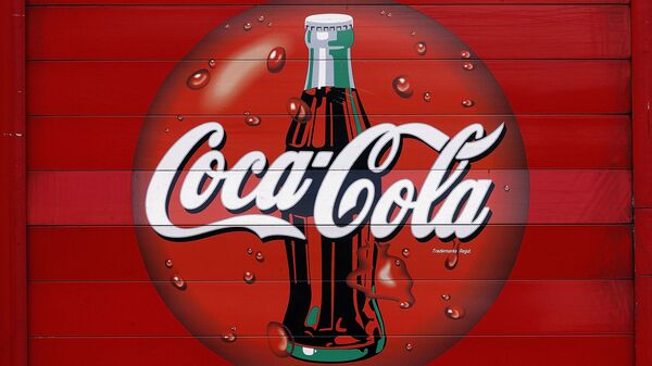 Рекламный постер Кока-Кола на грузовике - 俄羅斯衛星通訊社