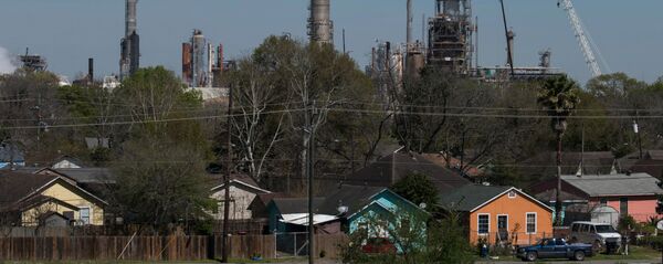 Нефтеперерабатывающий завод Valero в Хьюстоне, штат Техас - 俄罗斯卫星通讯社