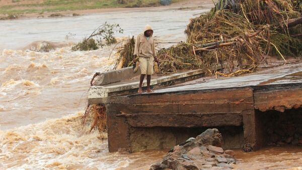强热带气旋在津巴布韦造成的死亡人数上升至98人 - 俄罗斯卫星通讯社
