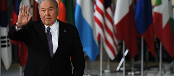 哈薩克斯坦民眾對納扎爾巴耶夫辭職的反應 - 俄羅斯衛星通訊社