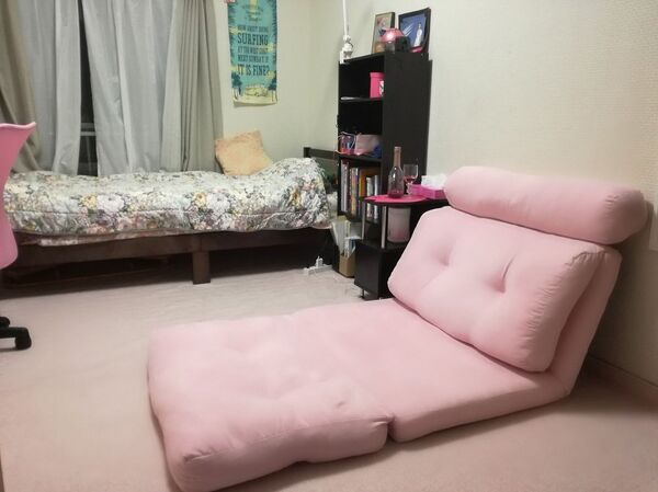 克谢尼娅在东京大学宿舍,粉色床垫是留给客人的 克谢尼娅在东京大学宿舍,粉色床垫是留给客人的 - 俄罗斯卫星通讯社
