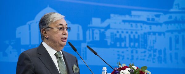 哈薩克斯坦新上任總統托卡耶夫向共和國人民宣誓 - 俄羅斯衛星通訊社