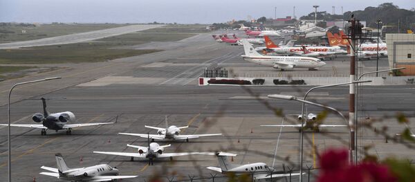 Аэродром аэропорта Майкетия имени Симона Боливара под Каракасом, Венесуэла Аэродром аэропорта Майкетия имени Симона Боливара под Каракасом, Венесуэла - 俄罗斯卫星通讯社