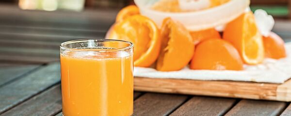 研究人員發現喝果汁與癌症的關係 - 俄羅斯衛星通訊社