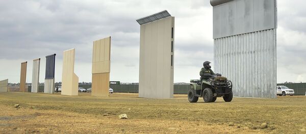 美最高法院允許特朗普從國防部撥款25億美元用於修建邊境牆 - 俄羅斯衛星通訊社