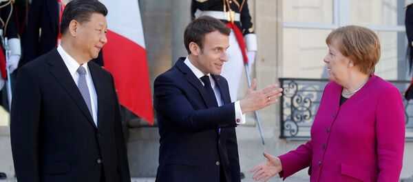 默克爾稱歐盟希望在絲綢之路項目中發揮積極作用 - 俄羅斯衛星通訊社