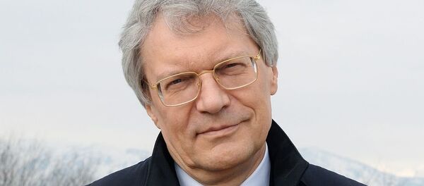 谢尔盖∙拉佐夫 - 俄罗斯卫星通讯社