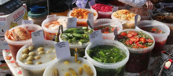 美国人评价盐水的优点 - 俄罗斯卫星通讯社