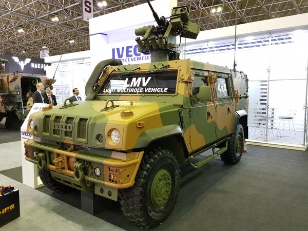 Бронемашина LMV Lince, стоящая на вооружении бразильской армии, производства итальянской Iveco - 俄罗斯卫星通讯社