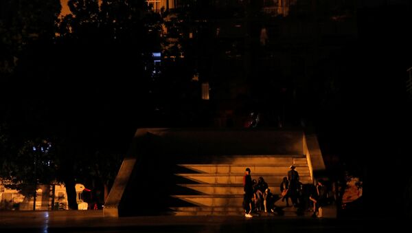 Каракас во время отключения электричества, Венесуэла - 你��力太弱