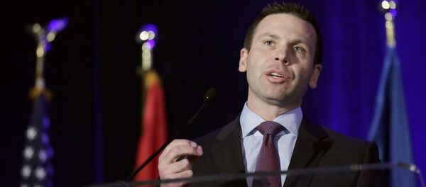 凱文∙麥卡利南 - 俄羅斯衛星通訊社