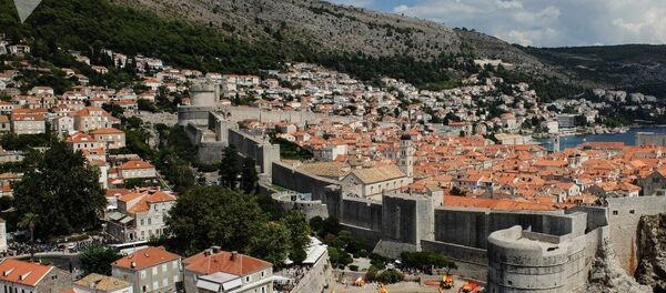 参加“16+1”峰会的各国领导人沿杜布罗夫尼克的街道散步 - 俄罗斯卫星通讯社