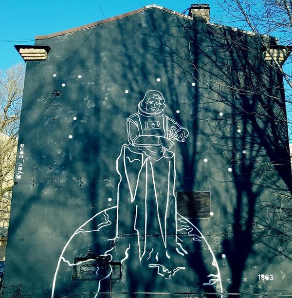 航天日聖彼得堡出現首位女宇航員捷列什科娃的塗鴉畫 - 俄羅斯衛星通訊社