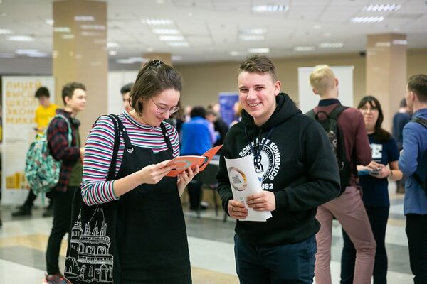 新入大学生 - 俄罗斯卫星通讯社