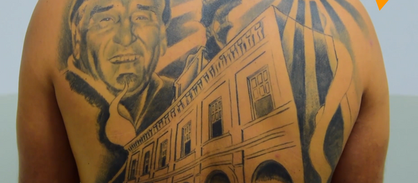 感谢主治医生的大纹身 - 俄罗斯卫星通讯社