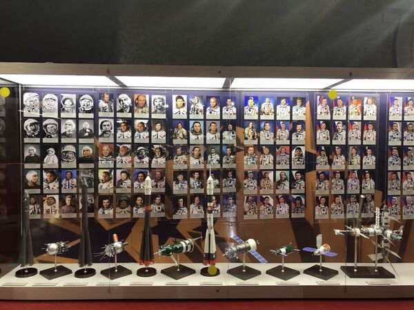 航天博物馆内的名人墙 航天博物馆内的名人墙 - 俄罗斯卫星通讯社