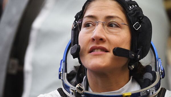NASA宇航员库克打破女性在太空停留时间最长纪录 - 俄罗斯卫星通讯社
