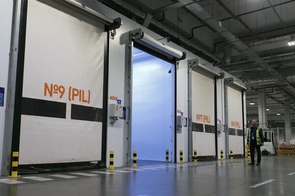 冷冻食品储存箱，温度为零下15度 - 俄罗斯卫星通讯社