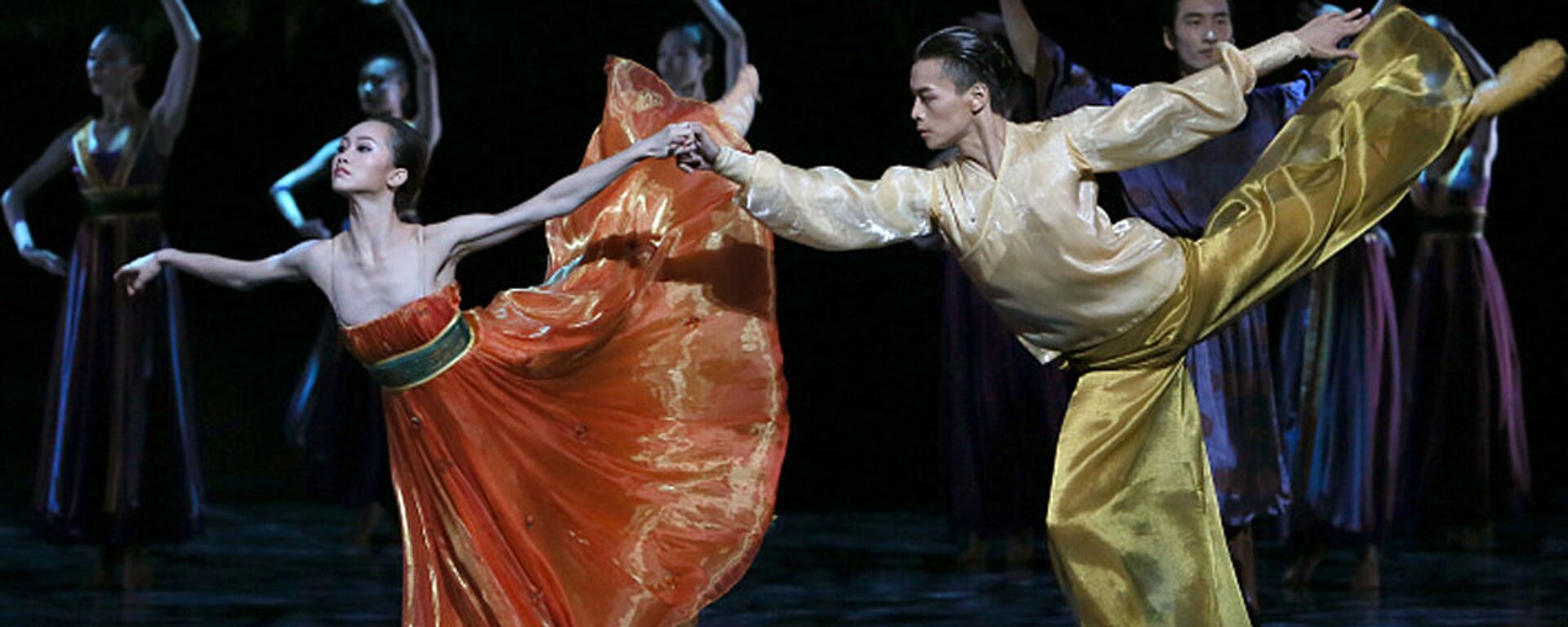 莫斯科大劇院芭蕾舞團藝術總監表示願意增強與中國芭蕾舞代表的交流 - 俄羅斯衛星通訊社, 1920, 31.07.2023