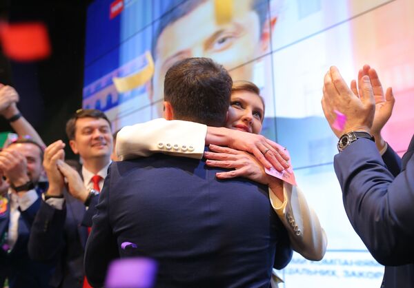 “人民公僕黨”主席弗拉基米爾·澤連斯基和妻子葉連娜。 - 俄羅斯衛星通訊社