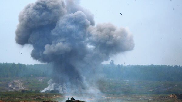 美国军人观看在白俄罗斯举行的“西方-2025“演习 - 俄罗斯卫星通讯社