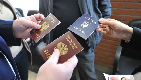 普京簡化了向頓涅茨克人民共和國和盧甘斯克人民共和國居民發放俄護照的程序 - 俄羅斯衛星通訊社
