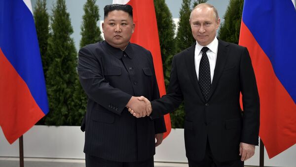 主要声明和“幕后”花絮：弗拉基米尔•普京和金正恩会晤的最佳瞬间 - 俄罗斯卫星通讯社