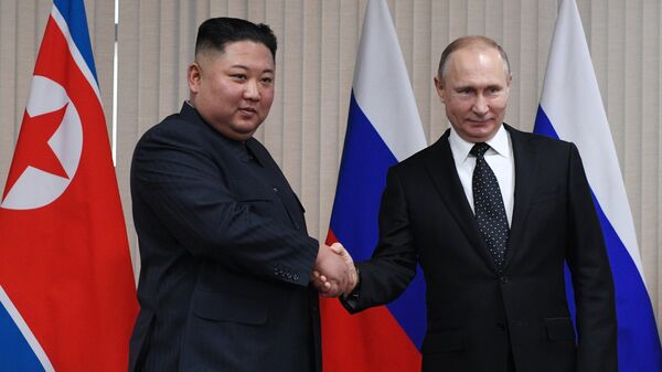 Президент РФ В. Путин встретился с лидером КНДР Ким Чен Ыном - 俄羅斯衛星通訊社