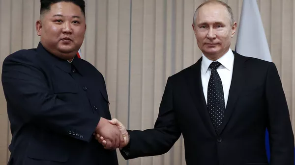 Президент РФ В. Путин встретился с лидером КНДР Ким Чен Ыном - 俄罗斯卫星通讯社