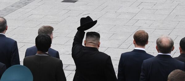 金正恩乘坐的列车已经穿越俄朝边境 - 俄罗斯卫星通讯社