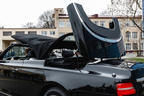 俄工貿部公佈Aurus Komendant越野車照片 - 俄羅斯衛星通訊社