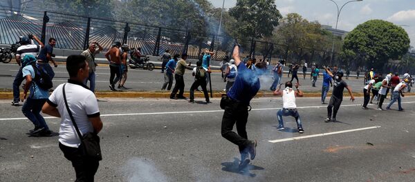 中国外交部：望美停止挑动委国内政治对抗 放弃武力干涉计划 - 俄罗斯卫星通讯社