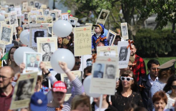 “不朽军团”活动第五次在纽约举行，共有大约2000人参加。 - 俄罗斯卫星通讯社