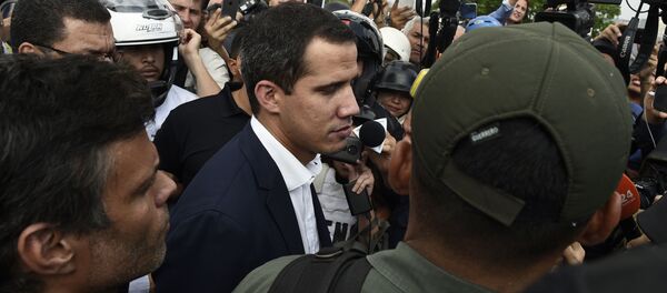 委内瑞拉检方公布瓜伊多与贩毒集团成员的新照片 - 俄罗斯卫星通讯社