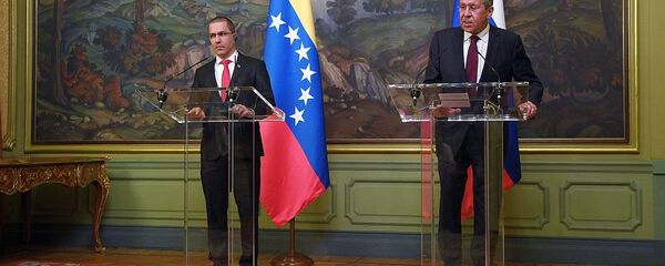 俄罗斯外长拉夫罗夫与委内瑞拉外长阿雷亚萨 俄罗斯外长拉夫罗夫与委内瑞拉外长阿雷亚萨 - 俄罗斯卫星通讯社