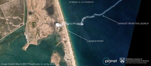 Спутниковый снимок запуска баллистической ракеты малой дальности в Северной Корее - 俄罗斯卫星通讯社