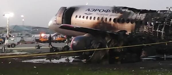 习近平就俄客机起火事故向普京致慰问电 - 俄罗斯卫星通讯社