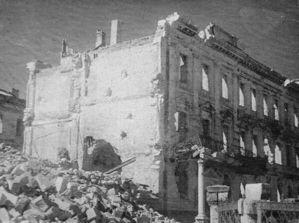 俄国防部公开解放塞瓦斯托波尔珍贵档案 - 俄罗斯卫星通讯社