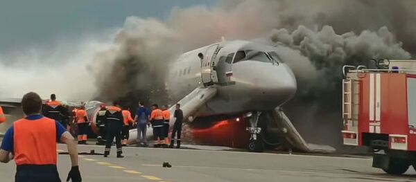 媒体曝苏霍伊超级-100型客机飞行员关键失误 媒体曝苏霍伊超级-100型客机飞行员关键失误 - 俄罗斯卫星通讯社