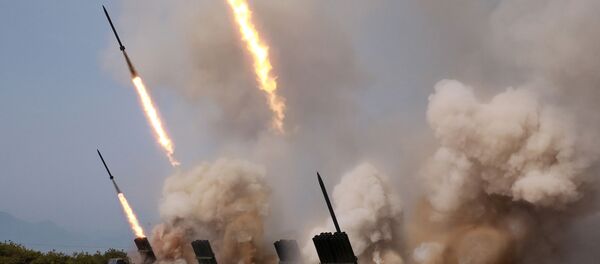 韩联社消息,韩联参称朝鲜发射2枚近程导弹 韩联社消息,韩联参称朝鲜发射2枚近程导弹 - 俄罗斯卫星通讯社