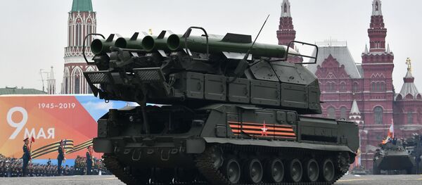 Зенитный ракетный комплекс Бук-М2 на военном параде на Красной площади, посвящённом 74-й годовщине Победы в Великой Отечественной войне - 俄罗斯卫星通讯社