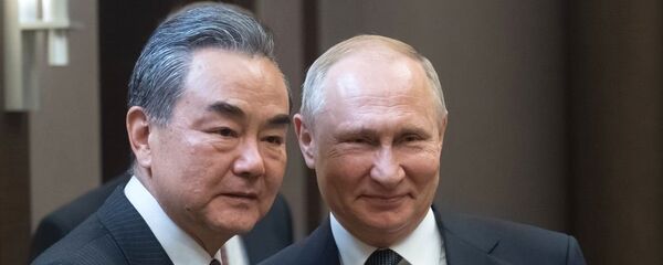 普京与王毅 - 俄罗斯卫星通讯社