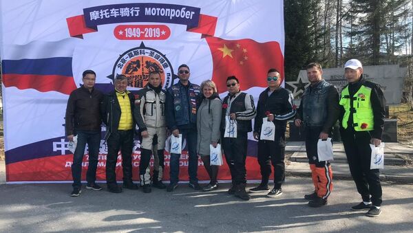 “友谊之路”俄中联合骑行活动摩托车队抵达贝加尔斯克 - 俄罗斯卫星通讯社