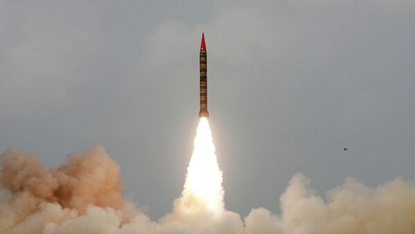 巴基斯坦成功試射可攜帶核彈頭的“沙欣-2”彈道導彈 - 俄羅斯衛星通訊社
