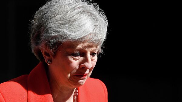 英國首相特雷莎·梅表示，她將於6月7日辭任英保守黨領袖 - 俄羅斯衛星通訊社